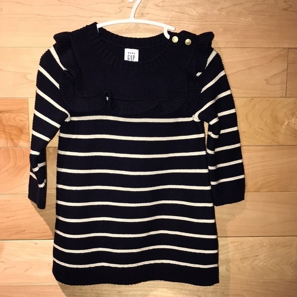 4 for $25.  NWT Baby Gap 6-12 - Picture 4 of 7